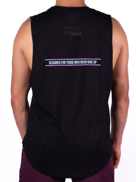 Camiseta PUMP Negra "Para los que nunca se rinden"
